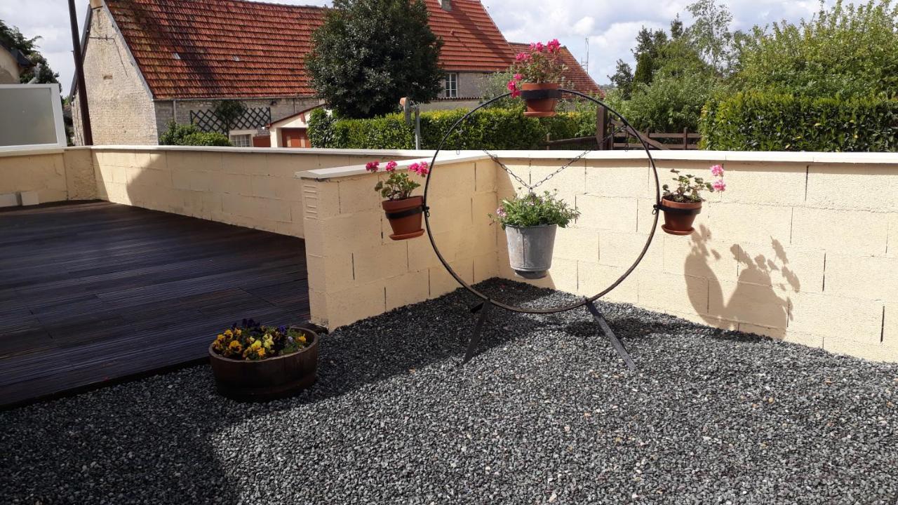 Gite " Le Vieux Noyer" Liesville-sur-Douve Buitenkant foto